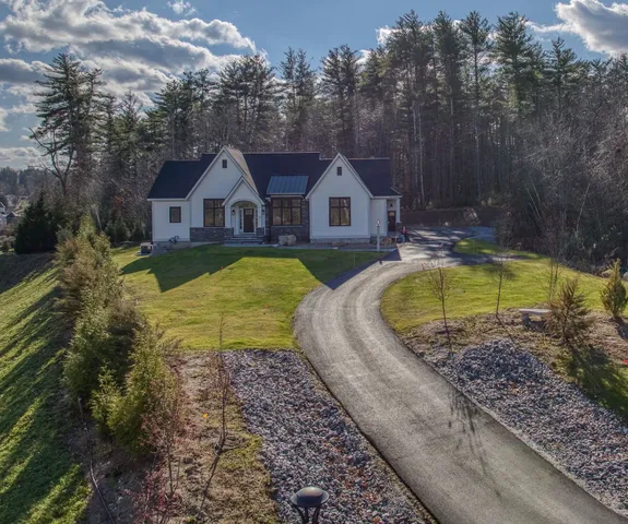 $600,000 | 17 Grand Avenue, Unit LOT 4, Bedford, NH 03110