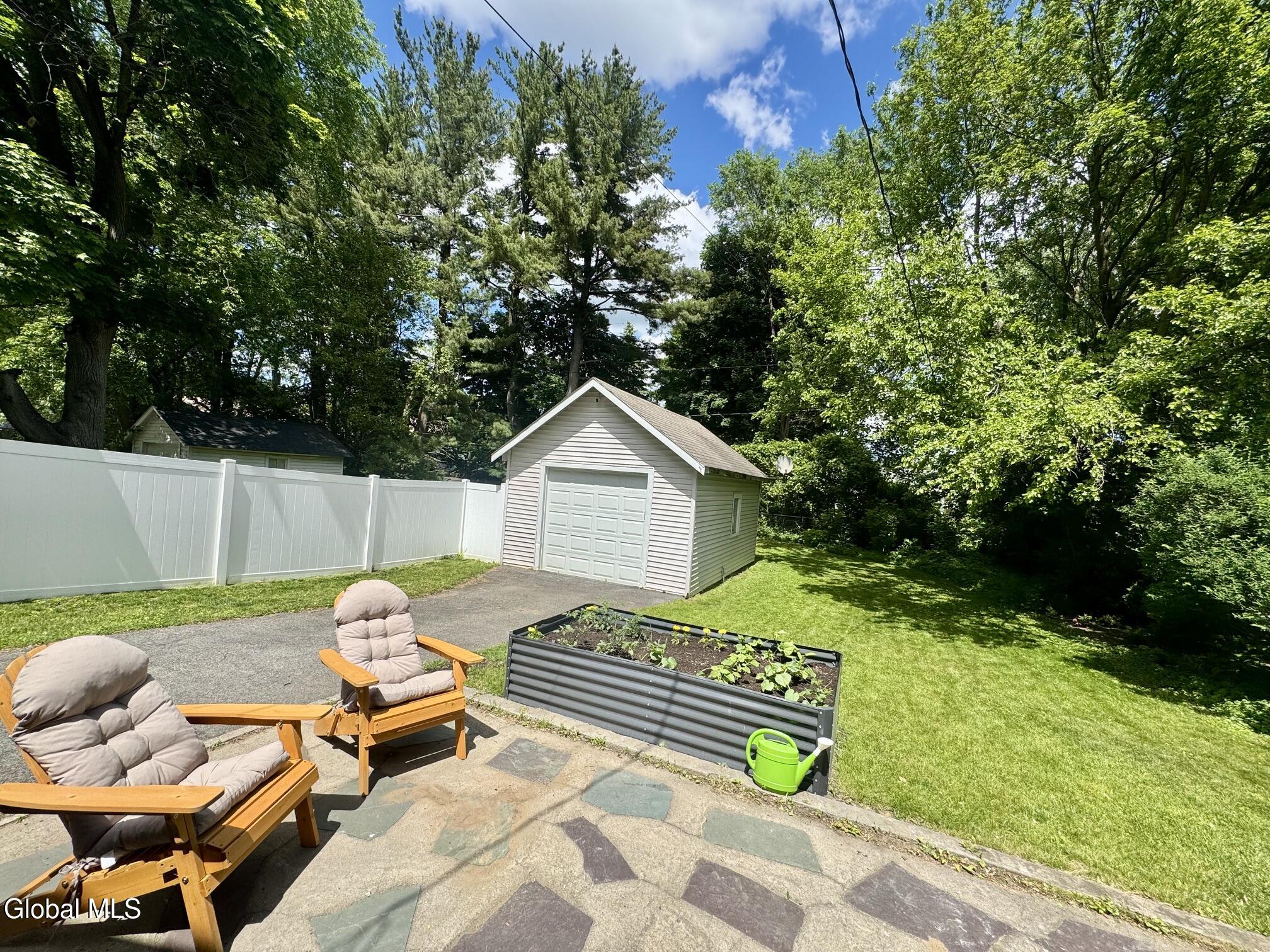 13 Knickerbocker Road Scotia, NY 12302 - Photo 19 of 23 patio