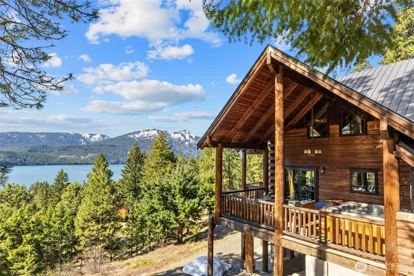 $987,700 | 381 Jolly Mountain Drive, Ronald, WA 98940