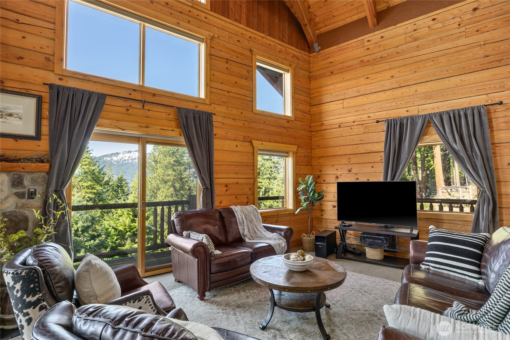 381 Jolly Mountain Drive Ronald, WA 98940 - Photo 13 of 39