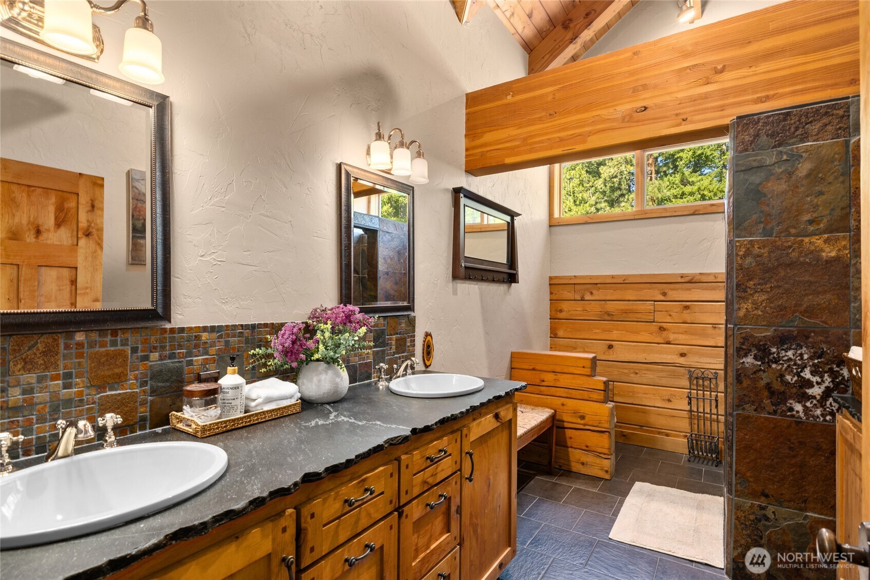 381 Jolly Mountain Drive Ronald, WA 98940 - Photo 25 of 39