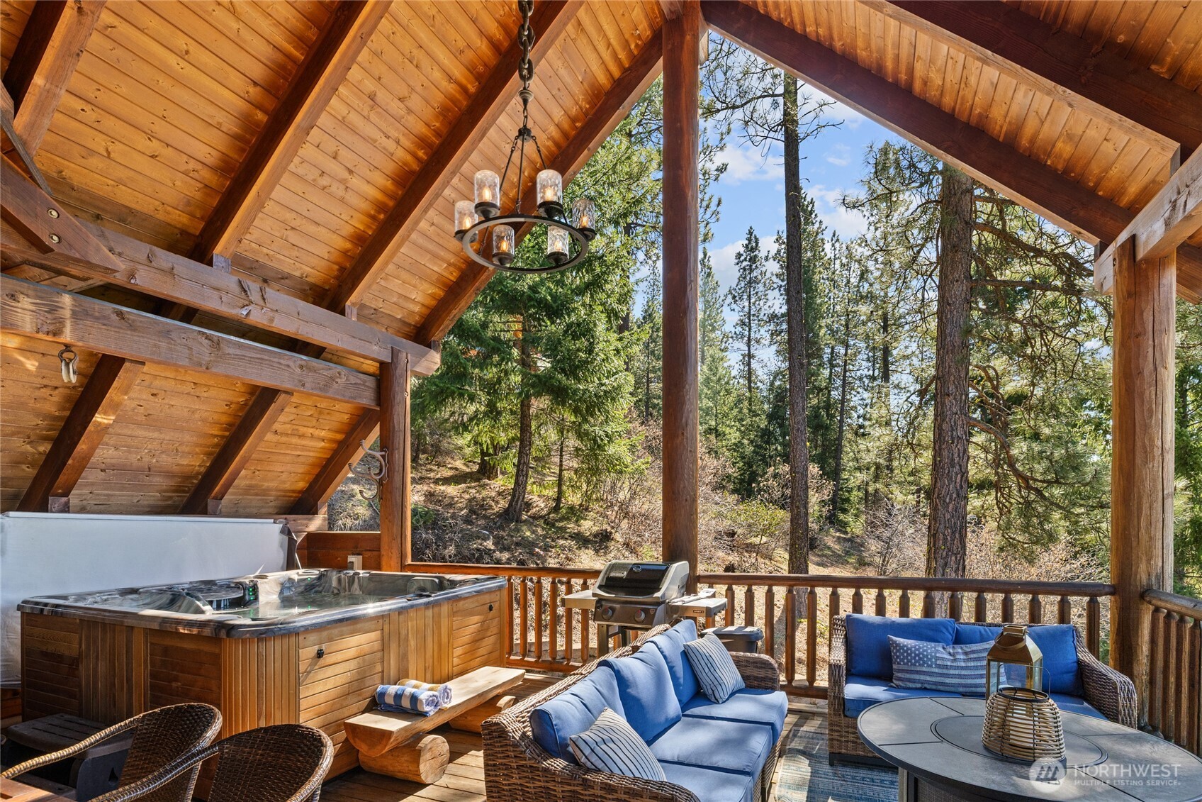 381 Jolly Mountain Drive Ronald, WA 98940 - Photo 3 of 39