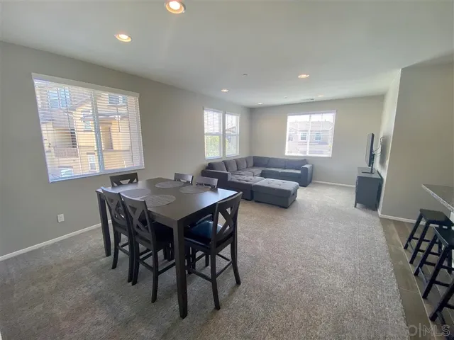 $2,900 | 5432 Santa Sofia, San Diego, CA 92154