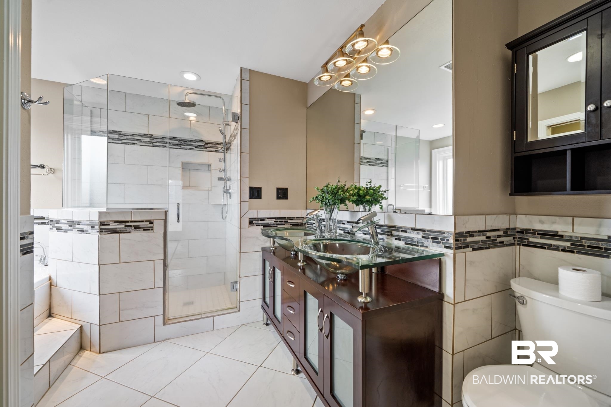 4586 Spinnaker Way Orange Beach, AL 36561 - Photo 21 of 37 Primary Bath