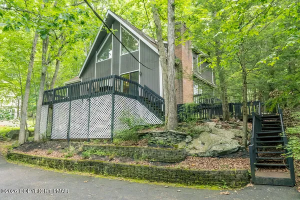 $345,000 | 6255 Decker Road, Bushkill, PA 18324