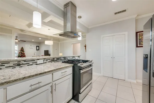 $259,000 | 238 West Montana Avenue, Dallas, TX 75224