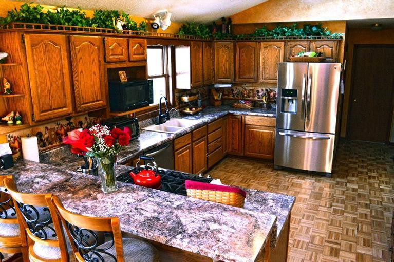 17 Ridgemont Drive Adrian, MI 49221 - Photo 2 of 21 Photo 2