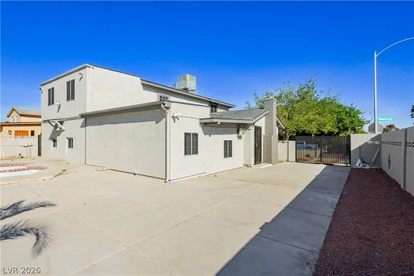 $3,200 | 3969 Manford Circle, Las Vegas, NV 89104