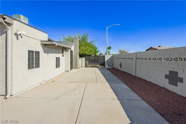 $3,200 | 3969 Manford Circle, Las Vegas, NV 89104
