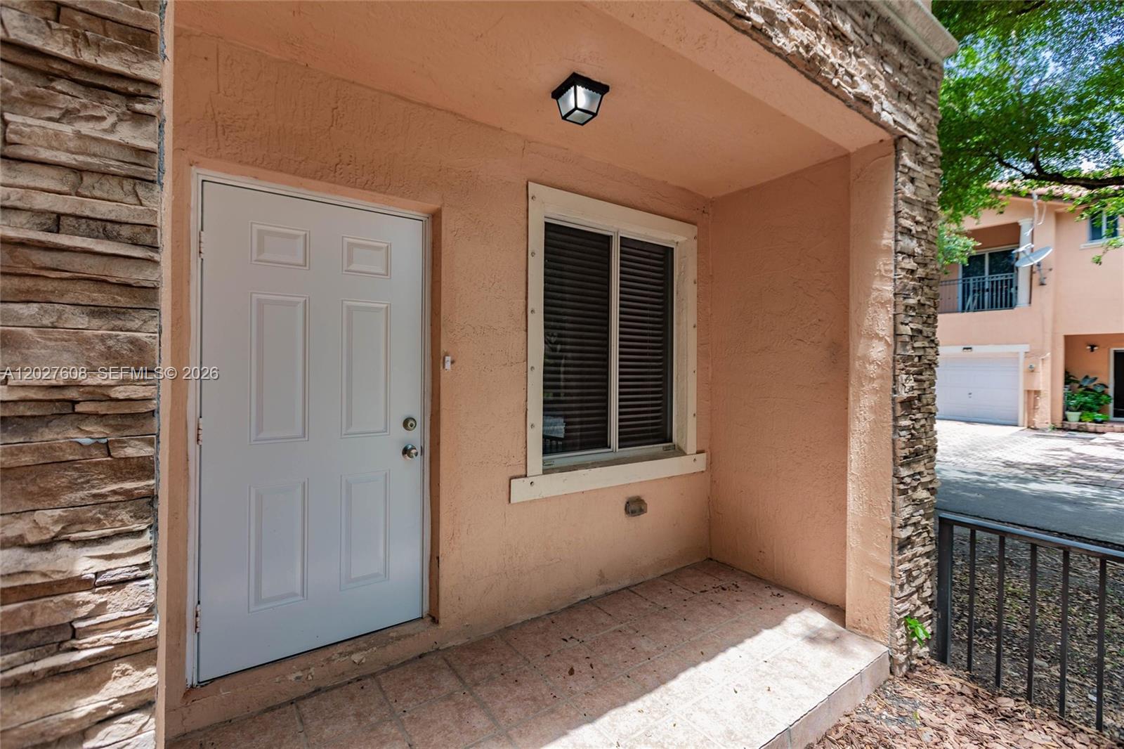 22946 Southwest 112th Place Miami, FL 33170 - Photo 5 of 40
