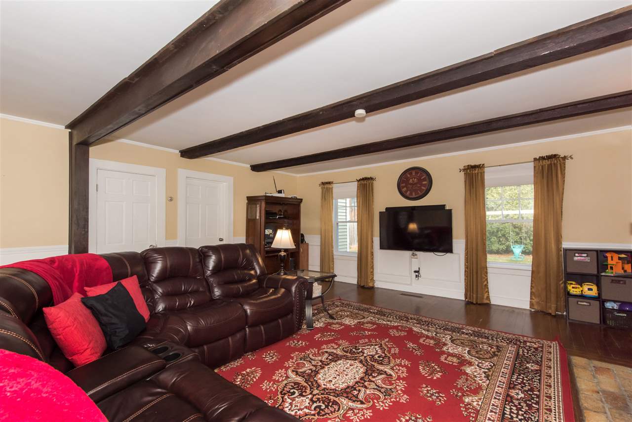 243 Exeter Road Hampton, NH 03842 - Photo 14 of 40