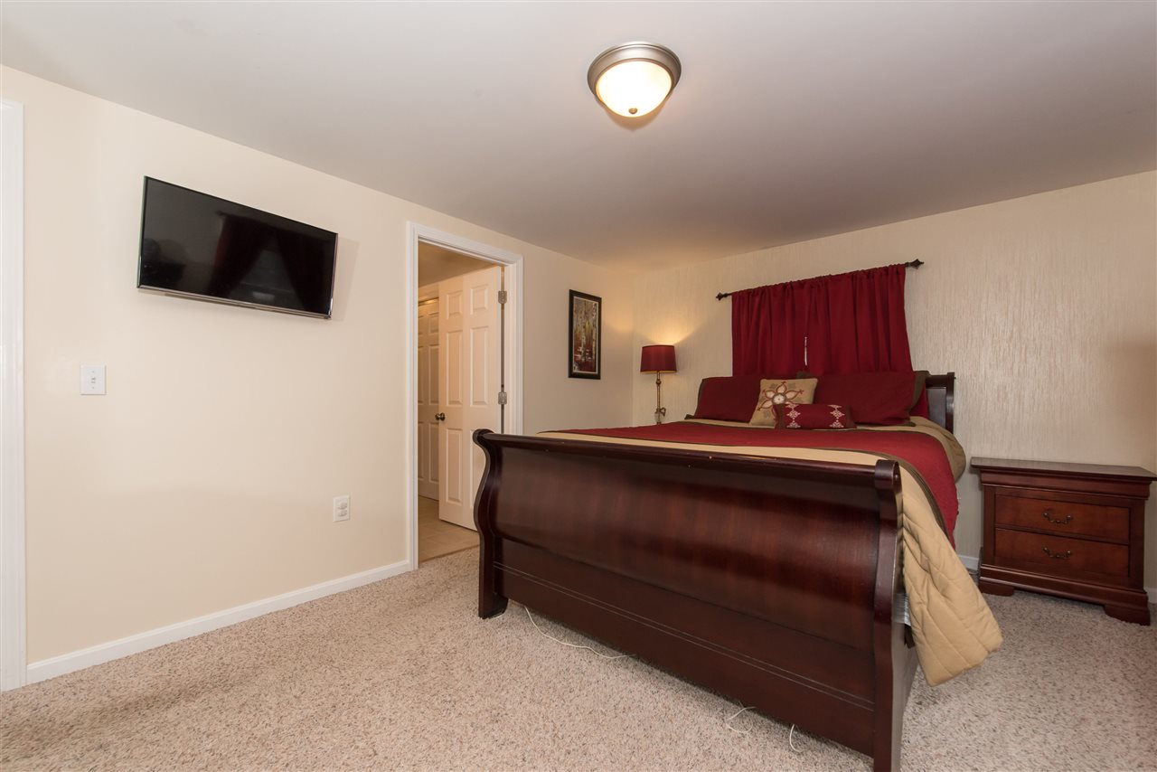 243 Exeter Road Hampton, NH 03842 - Photo 22 of 40