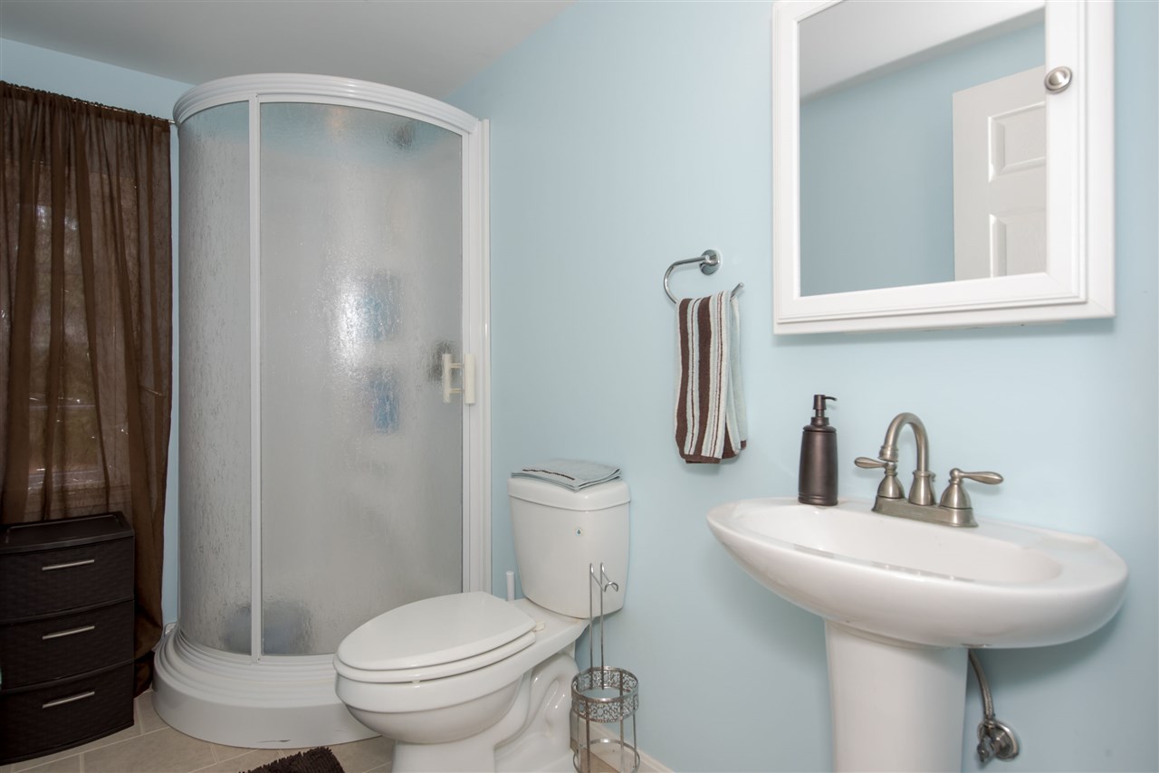 243 Exeter Road Hampton, NH 03842 - Photo 35 of 40