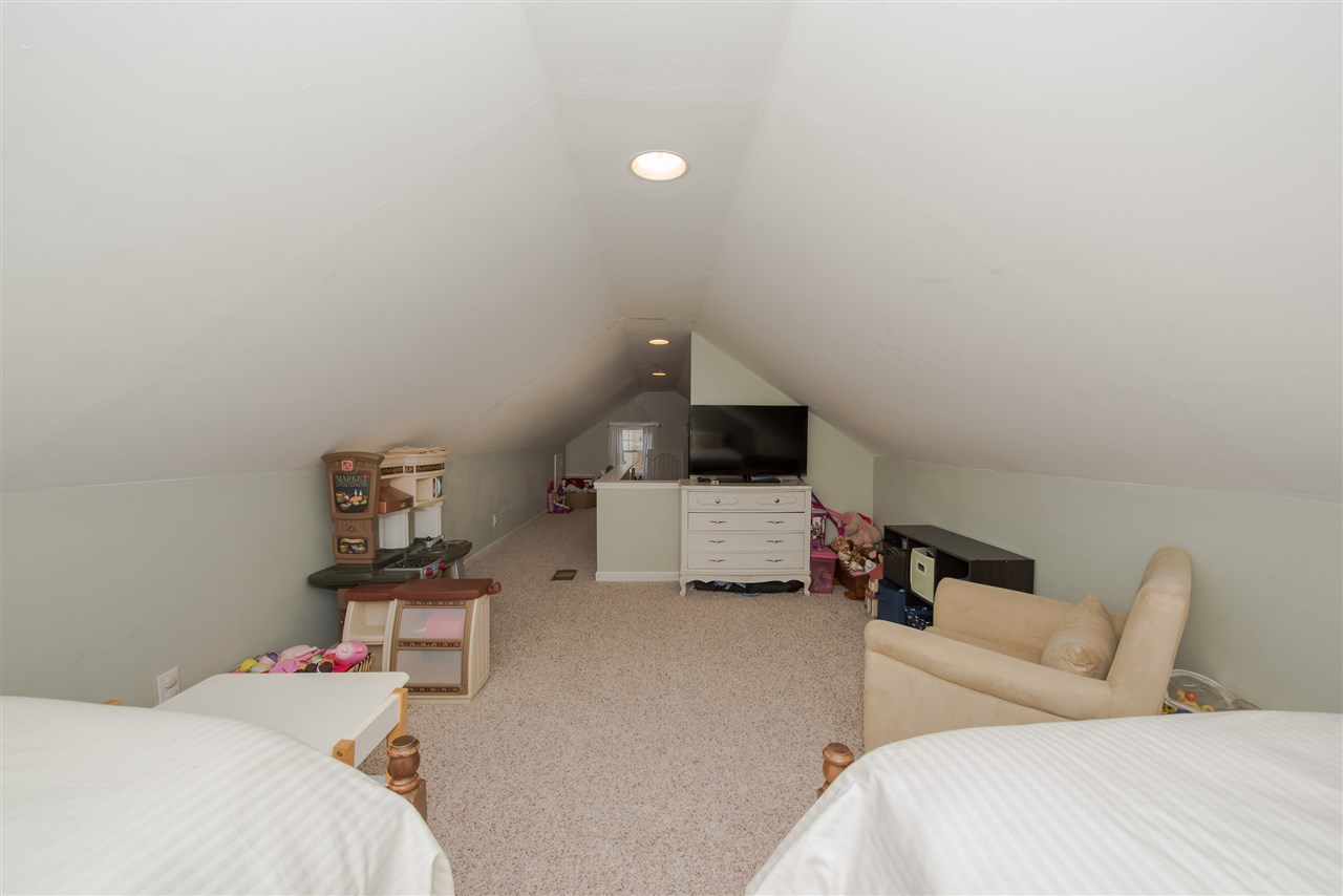 243 Exeter Road Hampton, NH 03842 - Photo 37 of 40