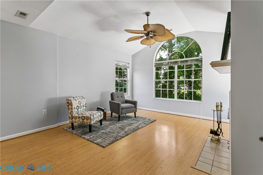 210 Timberline Loop Yorktown, VA 23692 - Photo 7 of 39