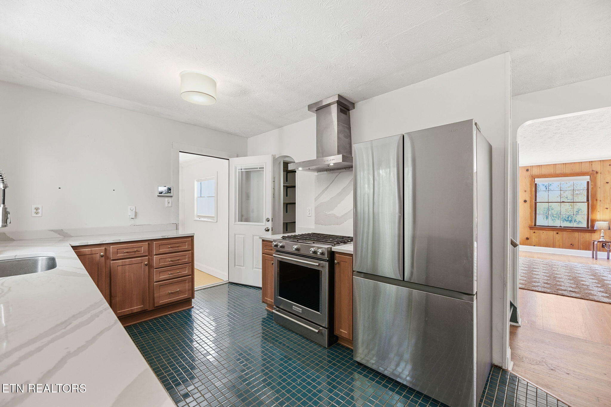 5220 Haynes-Sterchi Road Knoxville, TN 37912 - Photo 15 of 54 Matching Stainless Steel Appliances