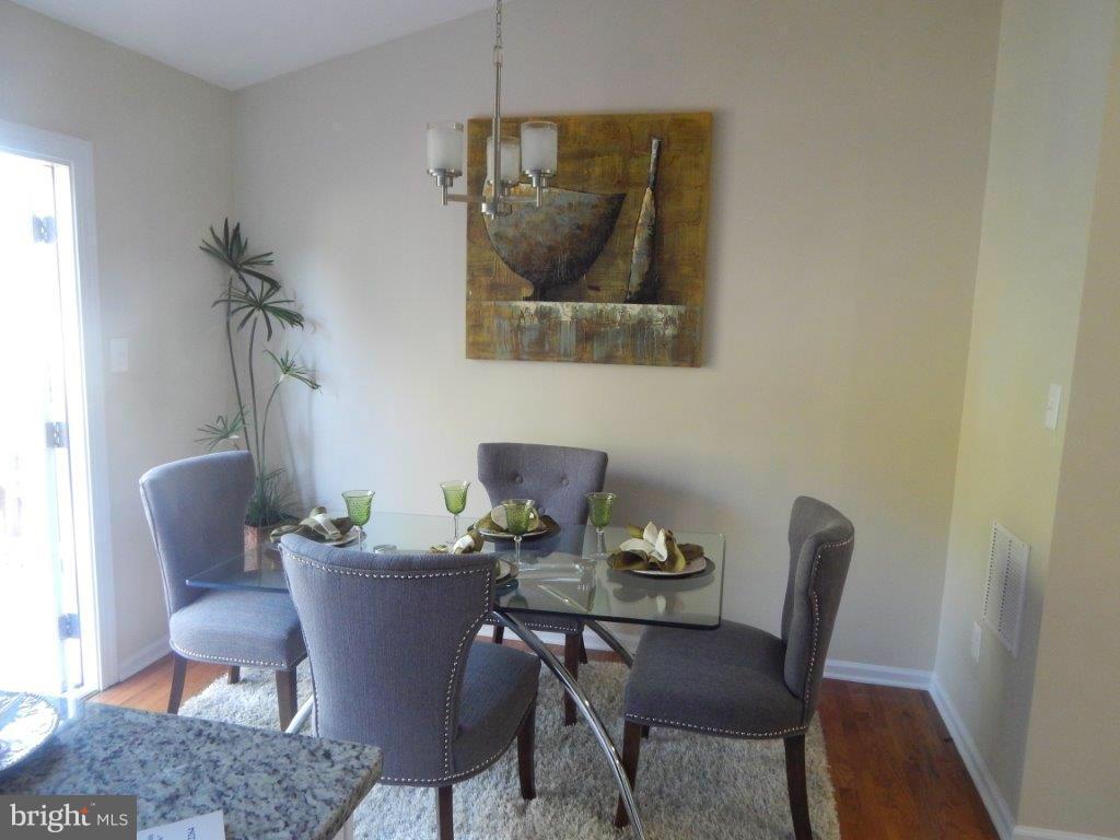 3825 Pippins Place Point of Rocks, MD 21777 - Photo 4 of 12 Dining Room