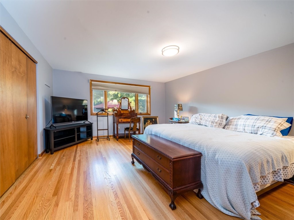 101 Radcliffe Road Irondequoit, NY 14617 - Photo 20 of 38