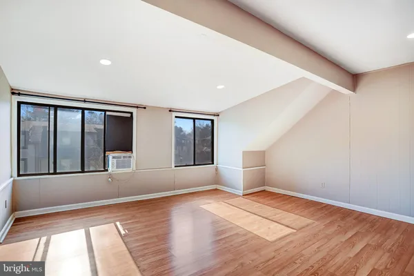 $2,280 | 9930 Brookridge Court, Gaithersburg, MD 20886