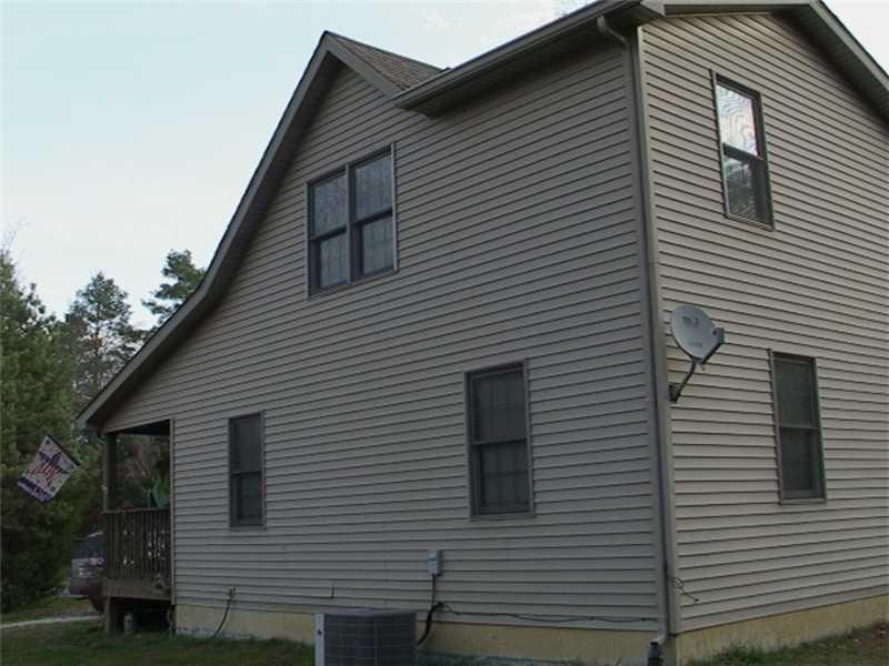 8515 East Green Acres Road Columbus, IN 47201 - Photo 3 of 9 Gallery Image 3