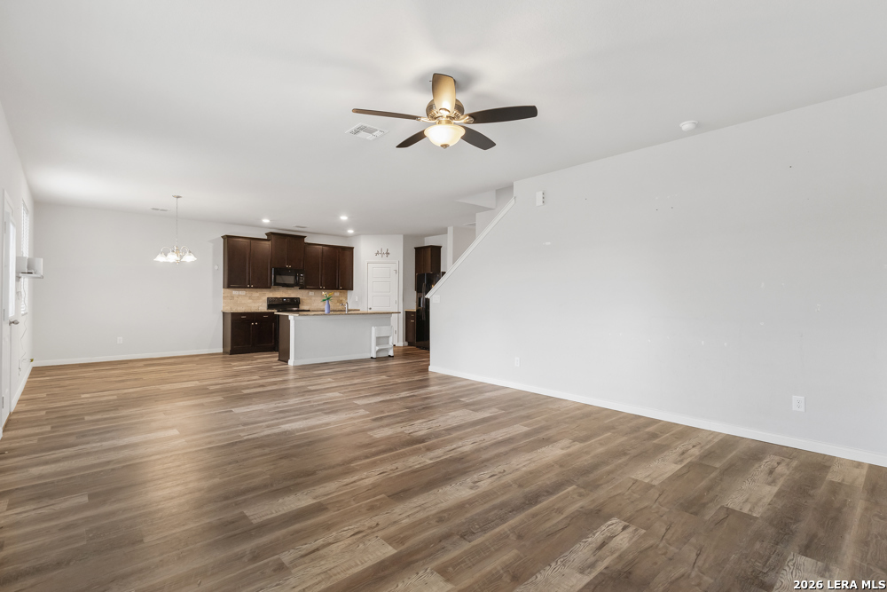 10679 Penelope Way Converse, TX 78109 - Photo 12 of 27