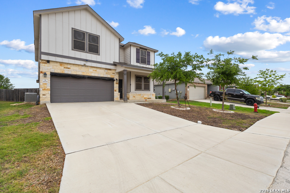 10679 Penelope Way Converse, TX 78109 - Photo 2 of 27