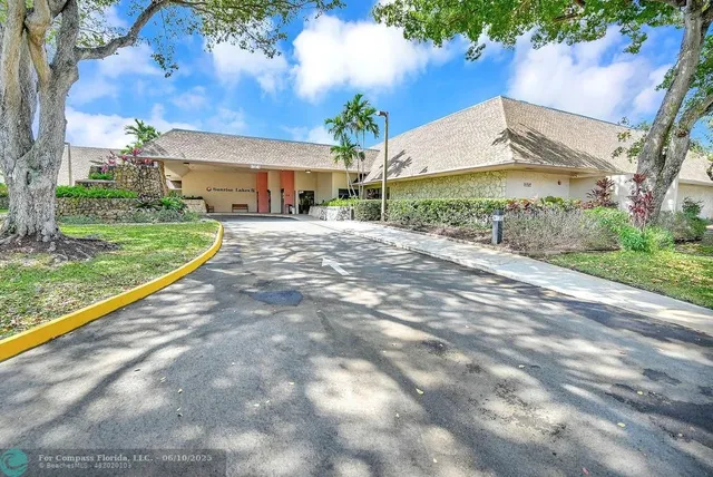 $99,999 | 10442 Sunrise Lakes Boulevard, Unit 310, Sunrise, FL 33322