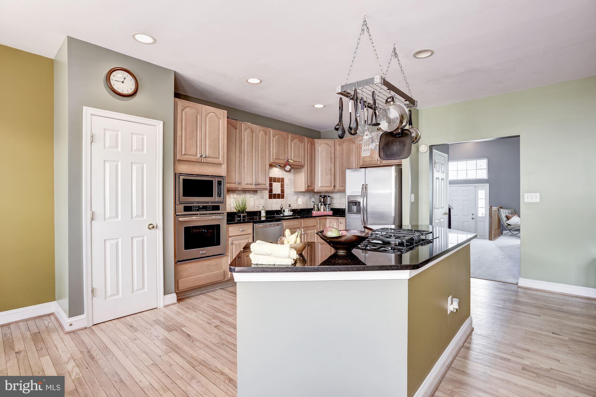 649 Springhouse Square Southeast Leesburg, VA 20175 - Photo 8 of 21 Beautiful wood floors