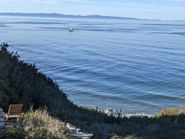 $3,800,000 | 2215 Edgewater Way, Santa Barbara, CA 93109