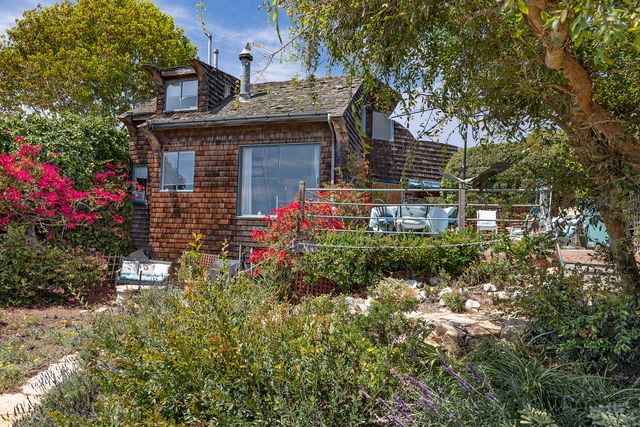 $3,800,000 | 2215 Edgewater Way, Santa Barbara, CA 93109