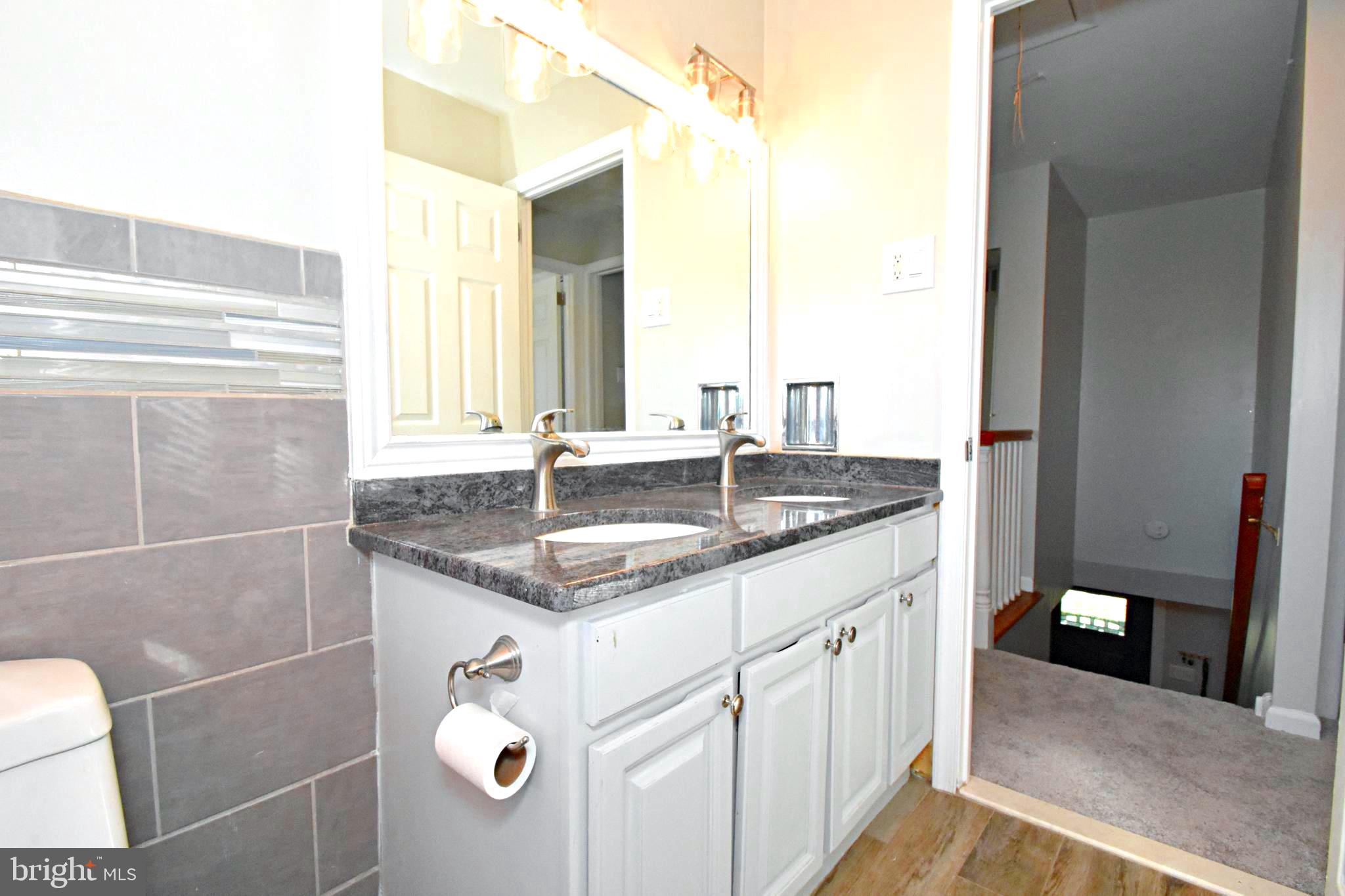 2203 Curtis Road Cinnaminson, NJ 08077 - Photo 28 of 49 Hall Bath