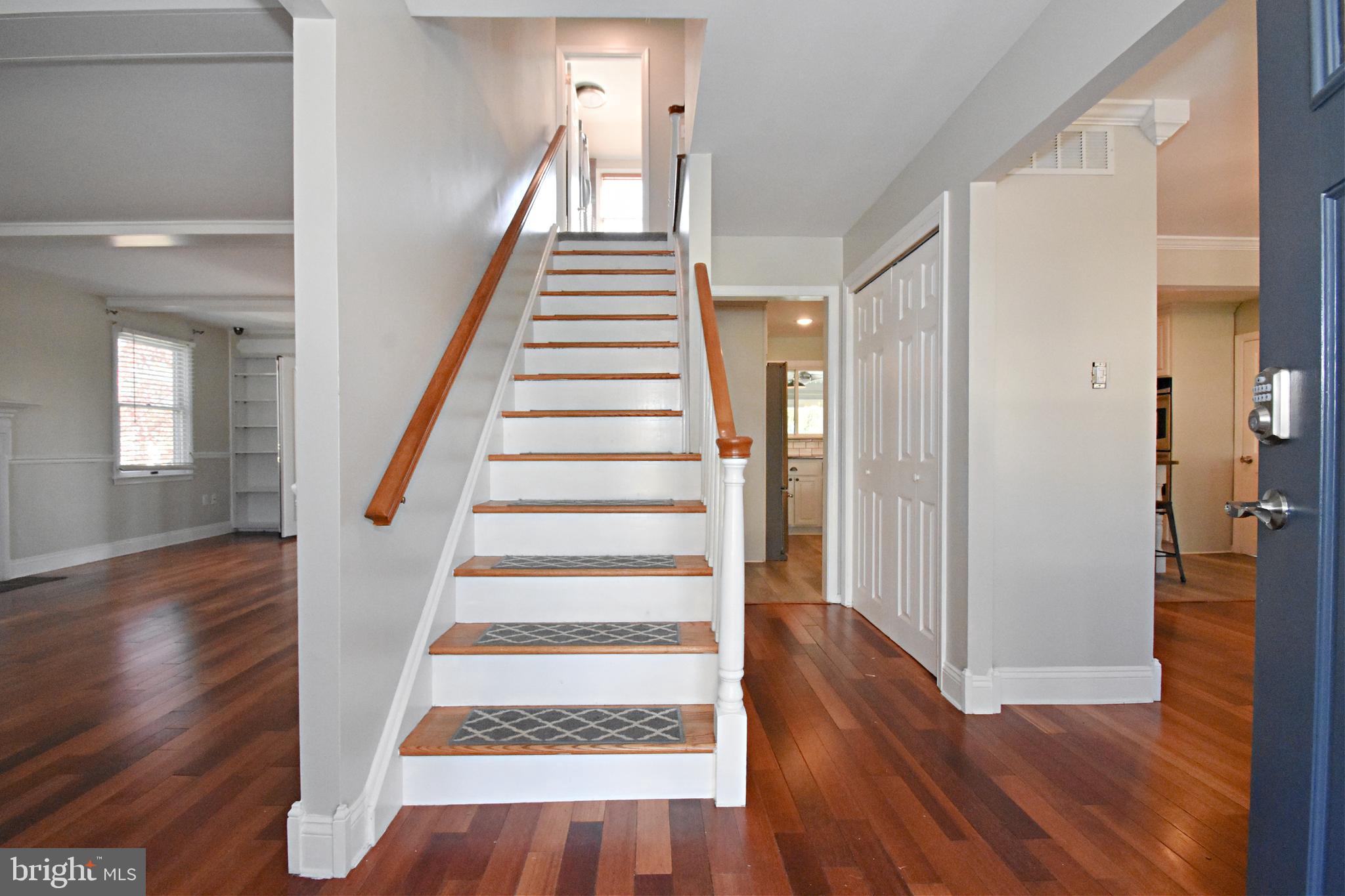 2203 Curtis Road Cinnaminson, NJ 08077 - Photo 3 of 49 Gallery Image 3