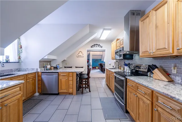 $310,000 | 10 Foery Drive, Unit 404, Utica, NY 13501