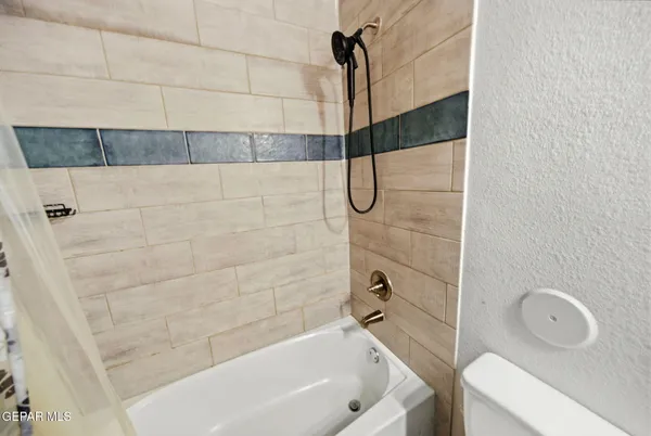 $274,950 | 7404 Norte Brasil Drive, El Paso, TX 79934