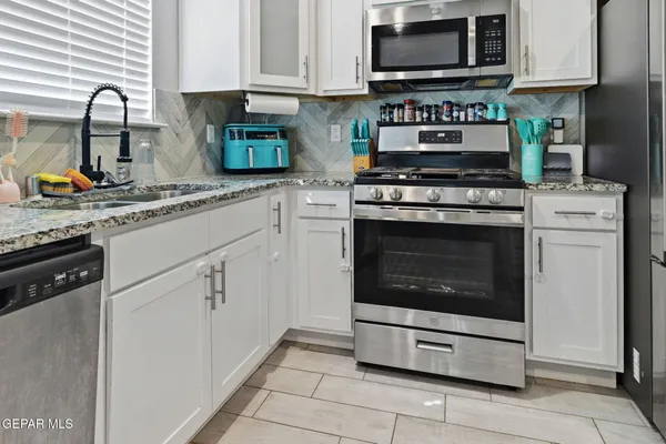 $274,950 | 7404 Norte Brasil Drive, El Paso, TX 79934