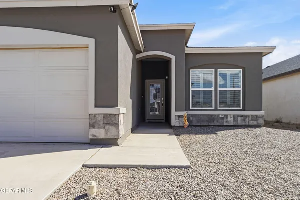 $274,950 | 7404 Norte Brasil Drive, El Paso, TX 79934