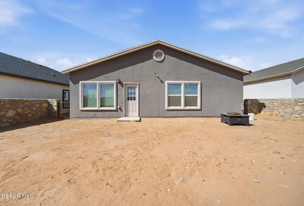 $274,950 | 7404 Norte Brasil Drive, El Paso, TX 79934