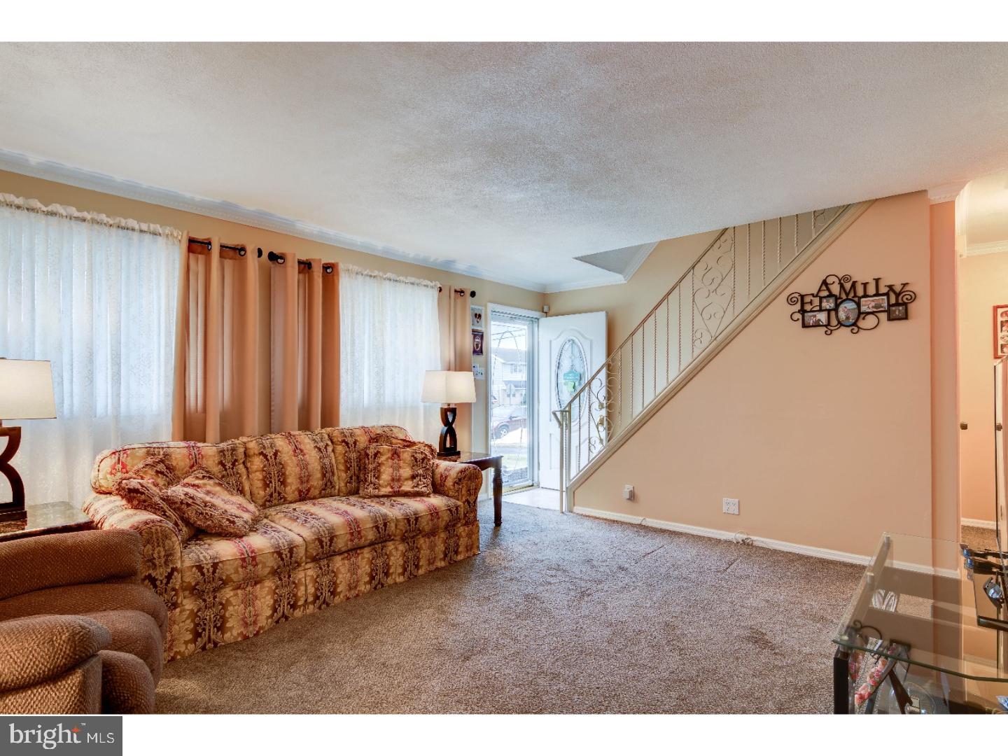 2517 Secane Road Secane, PA 19018 - Photo 15 of 24 Living Room