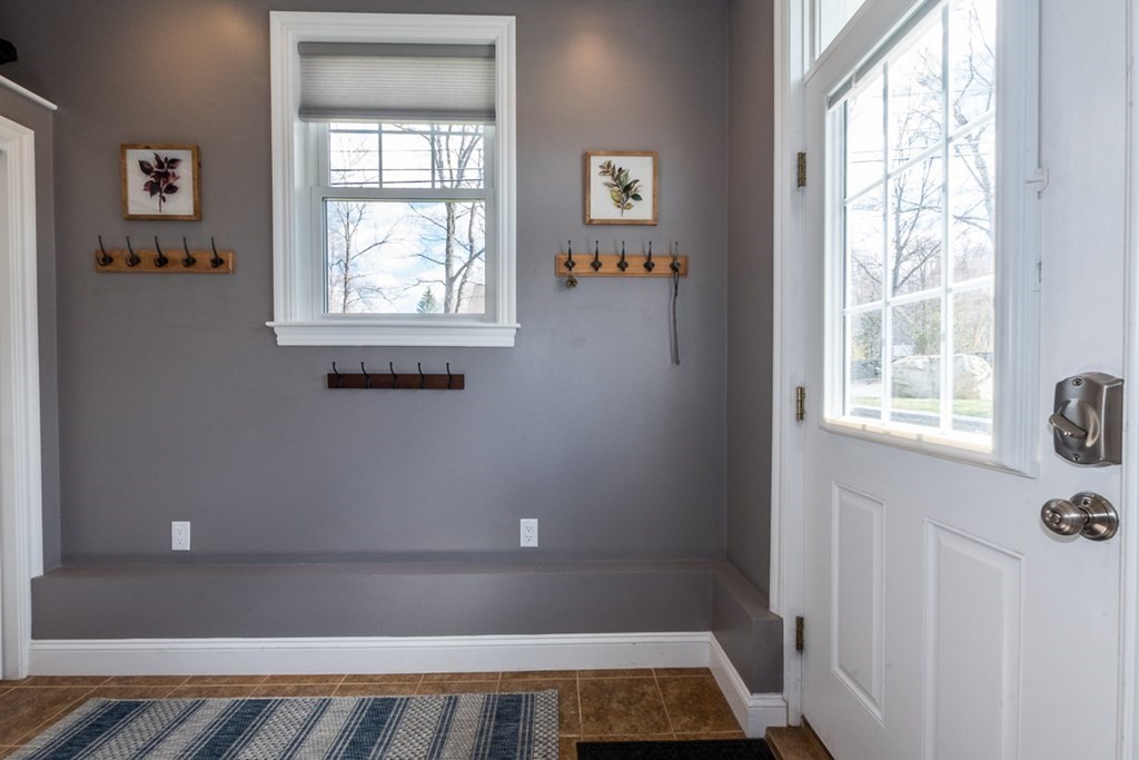 14 Wheeler Road Grafton, MA 01536 - Photo 4 of 39