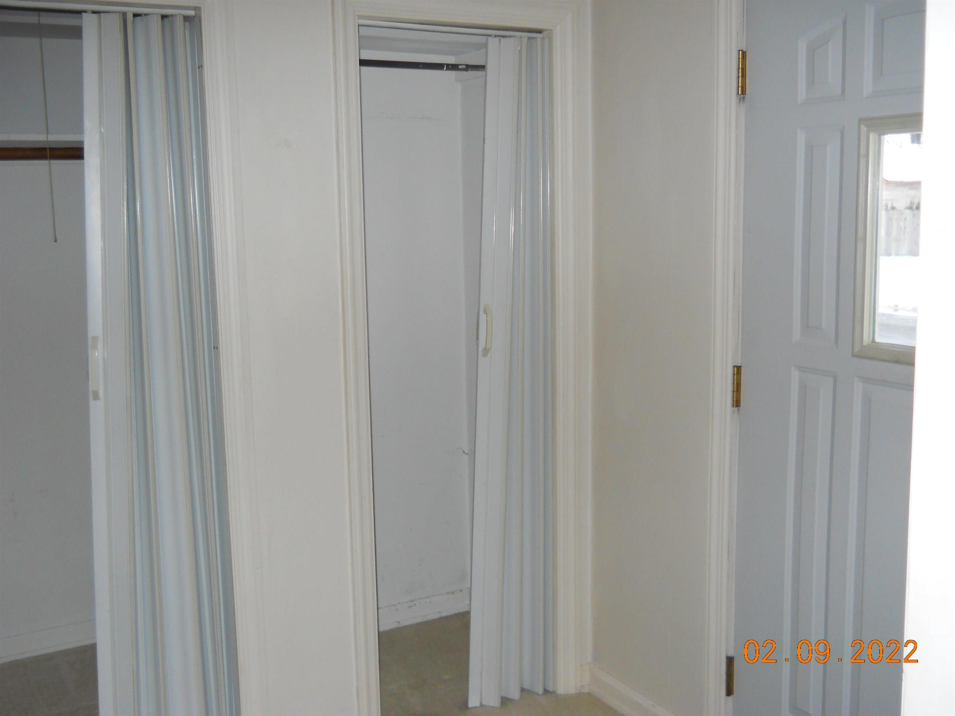 218 West 10th Street Rochester, IN 46975 - Photo 5 of 10