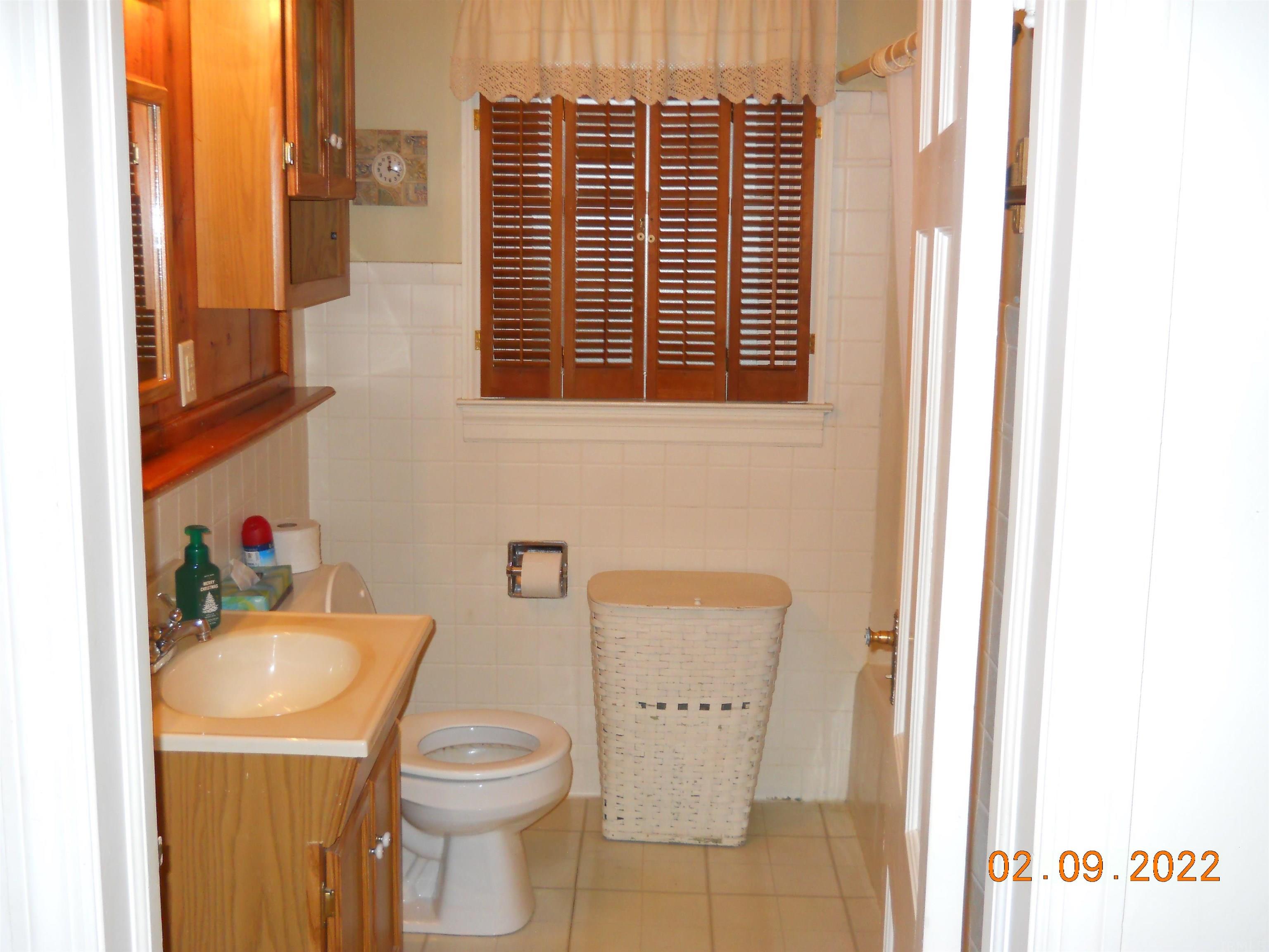 218 West 10th Street Rochester, IN 46975 - Photo 8 of 10