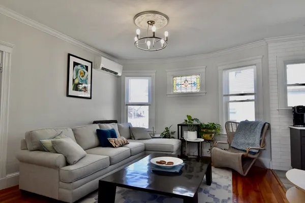 $5,500 | 14 Castlerock Street, Unit 14, Boston, MA 02125