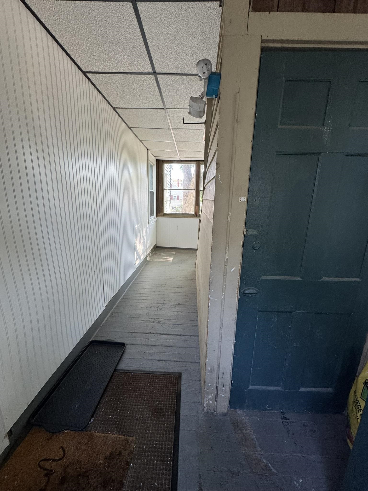 53 Lafayette Street Manchester, NH 03102 - Photo 12 of 26