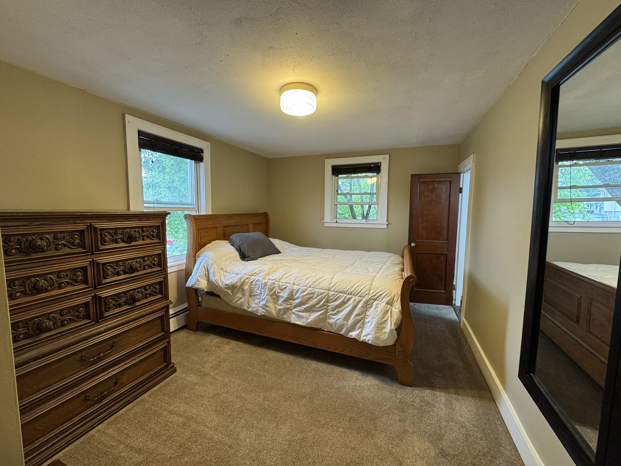 53 Lafayette Street Manchester, NH 03102 - Photo 8 of 26