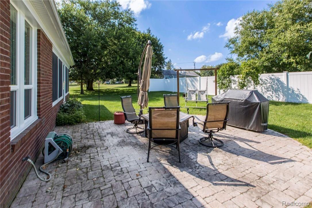 40850 Robbe Road Belleville, MI 48111 - Photo 5 of 30 30.jpg