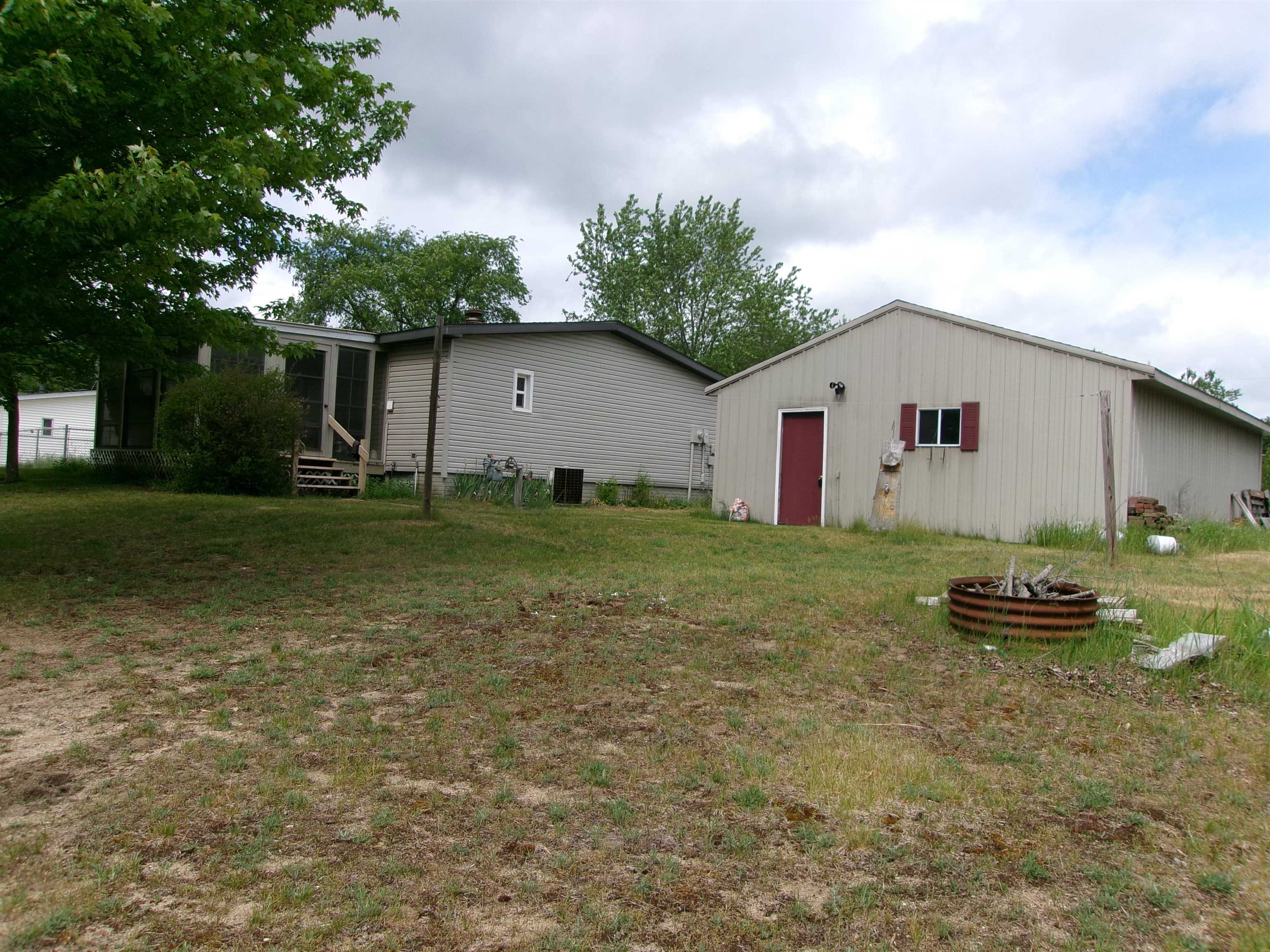 4490 Ridgeway Trail Lake, MI 48632 - Photo 19 of 32