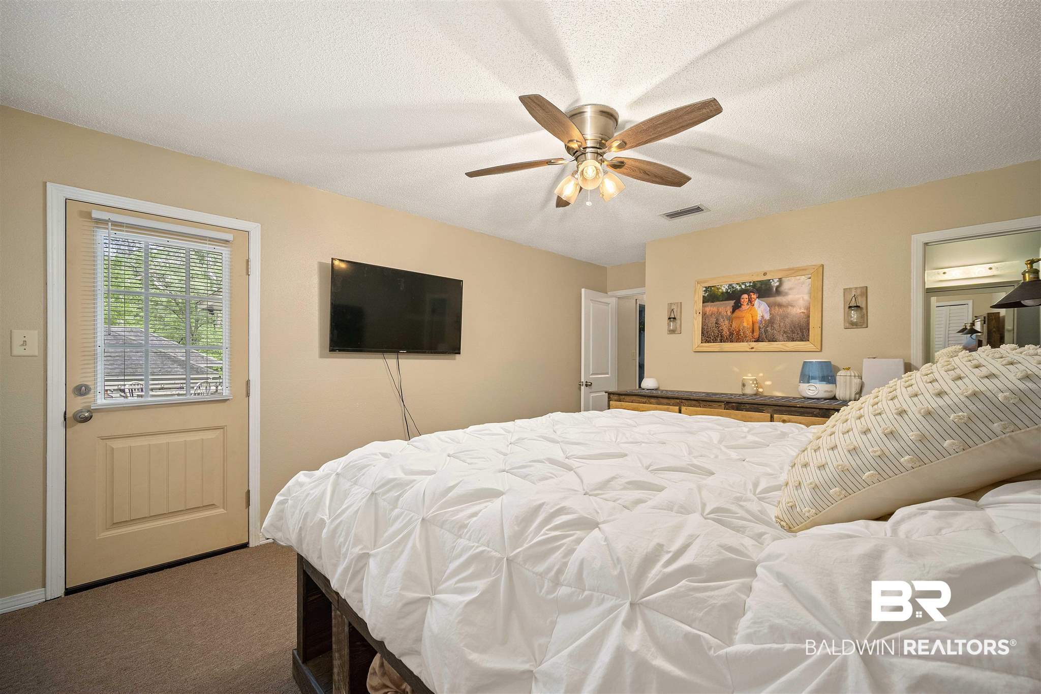 5220 Colonial Circle North Mobile, AL 36618 - Photo 11 of 23