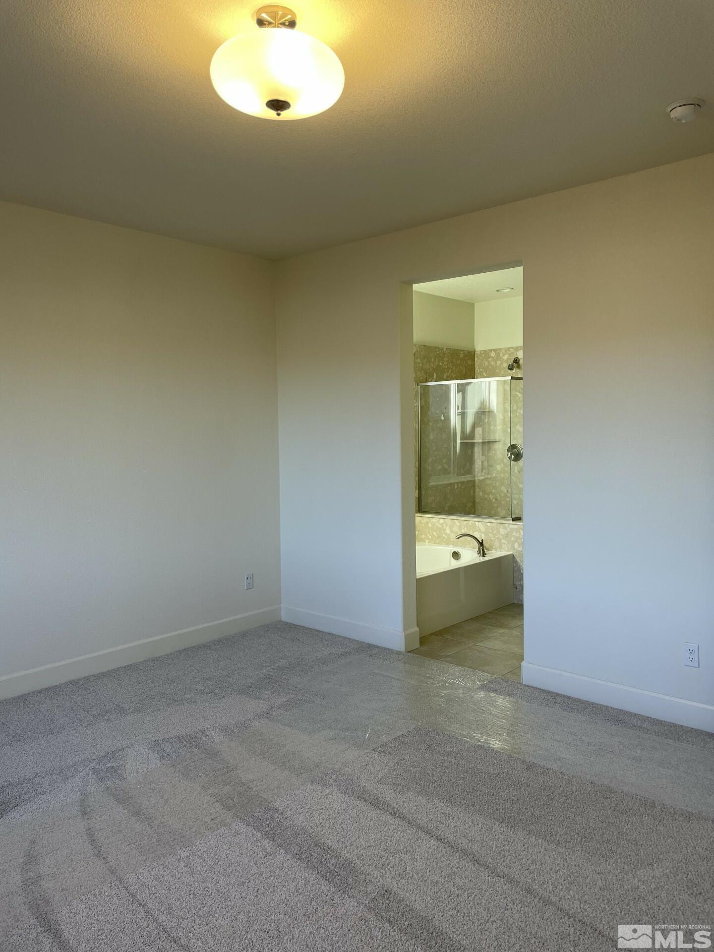 2087 Whitecliff Drive Reno, NV 89521 - Photo 14 of 33
