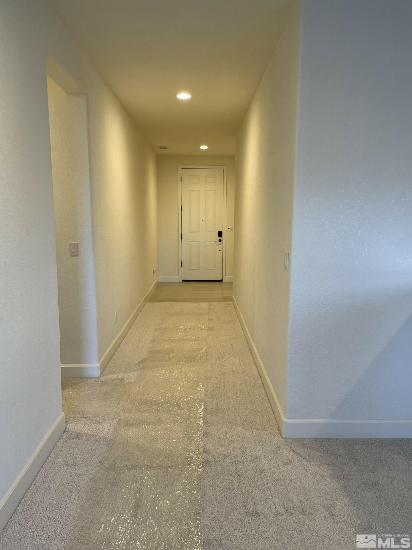 2087 Whitecliff Drive Reno, NV 89521 - Photo 27 of 33 a view of hallway with a bathroom