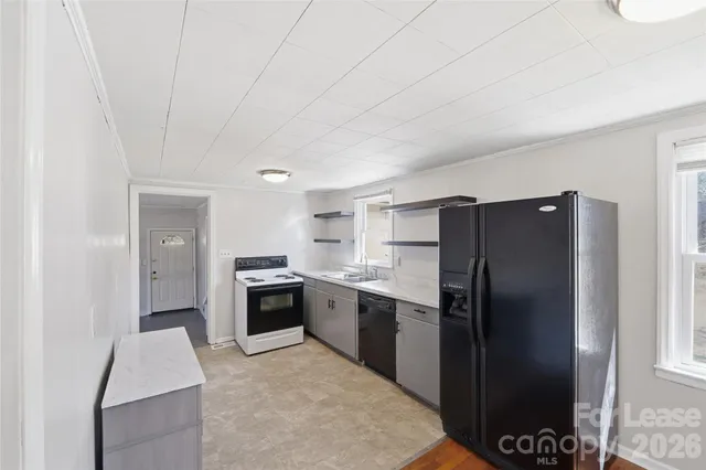 $1,800 | 214 Latta Avenue, Charlotte, NC 28214